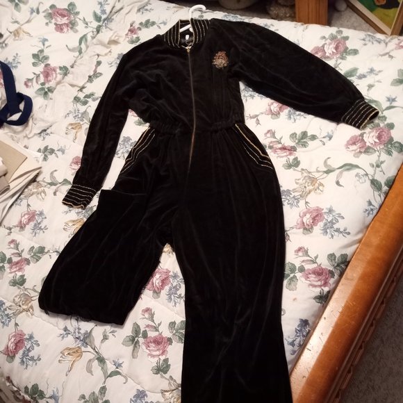 Vintage Black Jump with gold trim - Picture 2 of 15